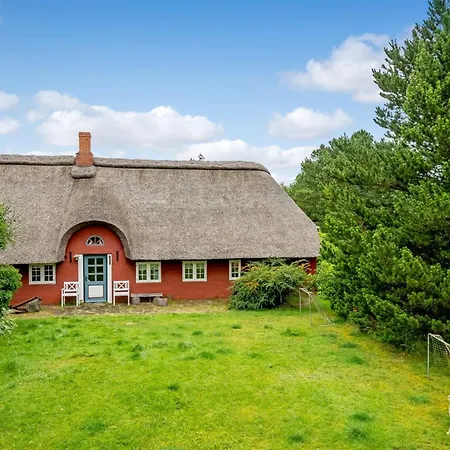 Prázdninový dům Wiss - 4-1km From The Sea By Interhome *